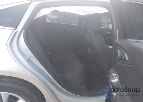 2018 Chevrolet Malibu Lt из США, поврежденный, VIN 1G1ZD5ST6JF231668